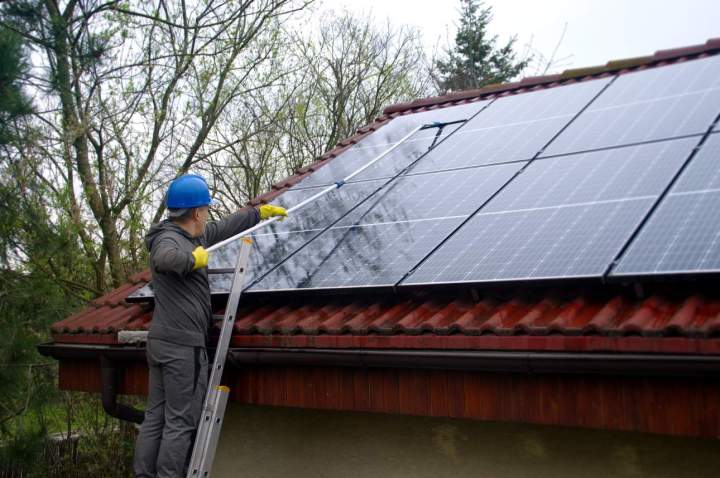 Entretien panneau solaire Beauzac